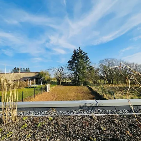 Lägenhet Spacious 3 Bedroom With Large Terrace And Parking-shut1