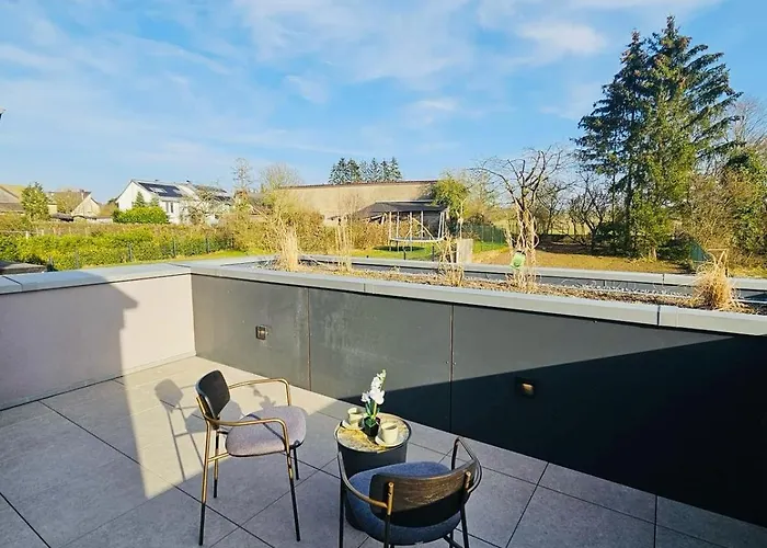 Spacious 3 Bedroom With Large Terrace And Parking-shut1 *