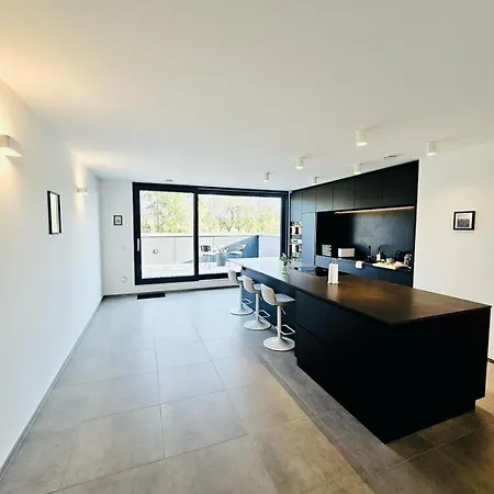 Spacious 3 Bedroom With Large Terrace And Parking-shut1 Apartment Schuttrange