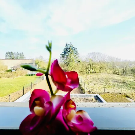 Spacious 3 Bedroom With Large Terrace And Parking-shut1 Apartment Schuttrange