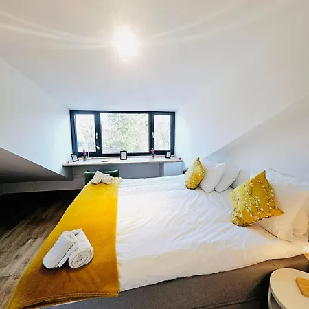 Apartamento Spacious 3 Bedroom With Large Terrace And Parking-shut1 Schuttrange