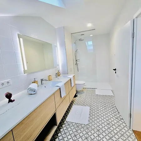 Spacious 3 Bedroom With Large Terrace And Parking-shut1 Apartment Schuttrange