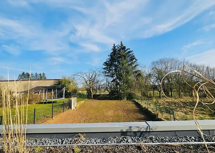 Apartment Spacious 3 Bedroom With Large Terrace And Parking-shut1